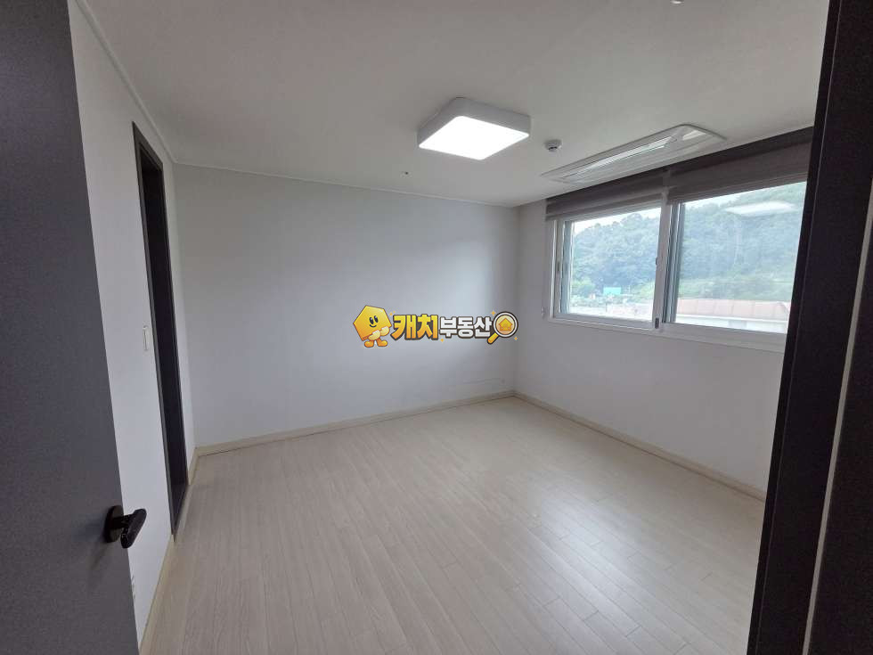 경기 용인기흥구 마북동 캐치 l 구옥 l 35991 l 이룸그랑쥬테 l 쓰리룸 l 갭투자 매매 매물번호 31496 사진 4