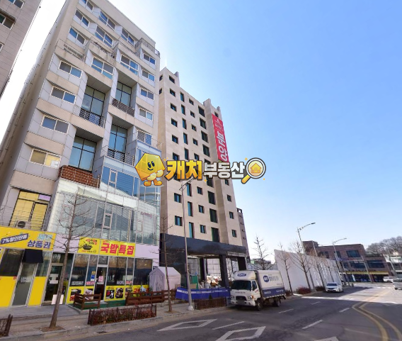 경기 평택시 합정동 캐치 l 구옥 l 26682 l 더테라스 l 쓰리룸 l 테라스 매매 매물번호 31529 사진 1