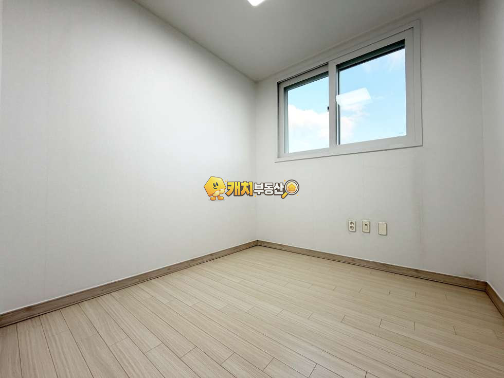 경기 고양일산동구 문봉동 캐치 l 준신축 l 35720 l 엘타운포레 l 복층 테라스 l 올수리 매매 매물번호 31278 사진 14