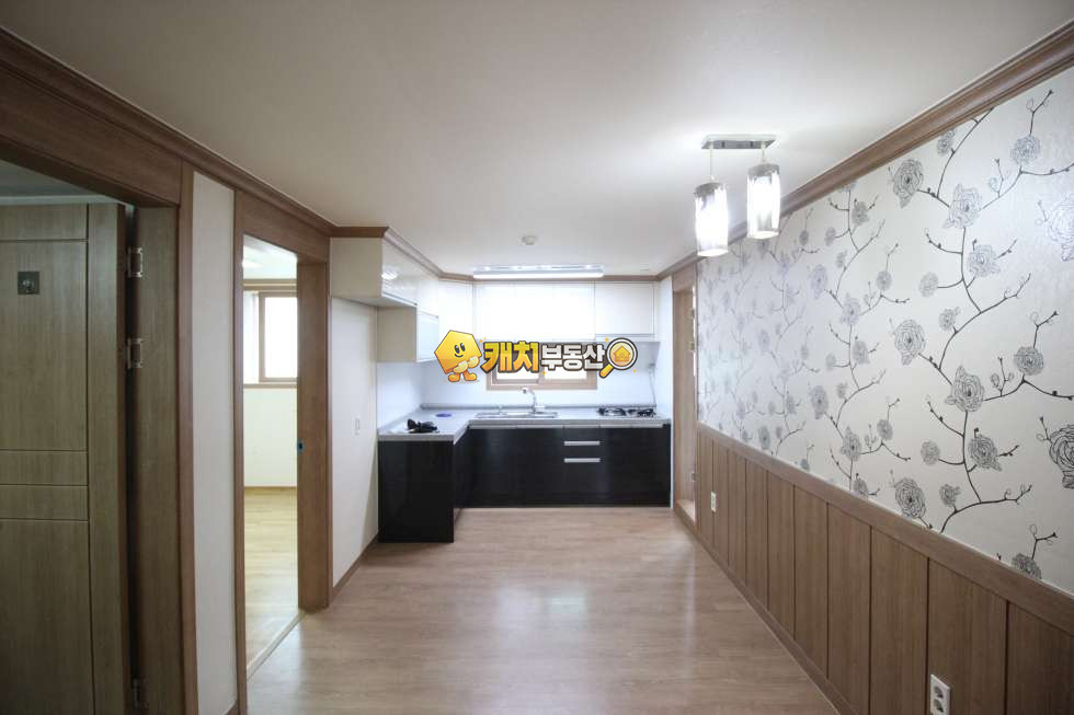 경기 동두천시 보산동 캐치 l 구옥 l 19769 l 진산그린빌 2층 l 쓰리룸 매매 매물번호 31640 사진 6