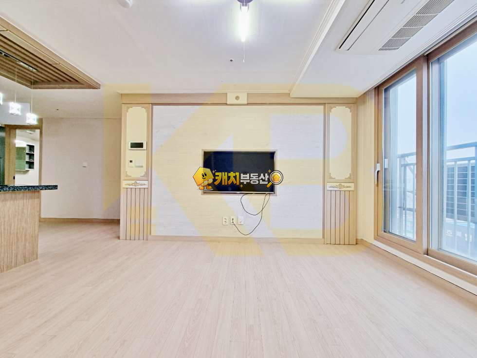 경기 평택시 서정동 캐치 l 준신축 l 18633 l 화신노블레스4차 10층 l 쓰리룸 매매 매물번호 31641 사진 1
