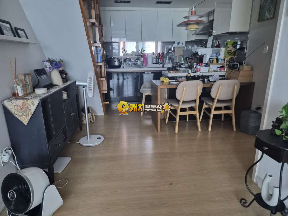 경기 고양일산동구 식사동 캐치 l 준신축 l 35916 l 삼성다빈치 4층 l 육룸 매매 매물번호 31307 사진 2
