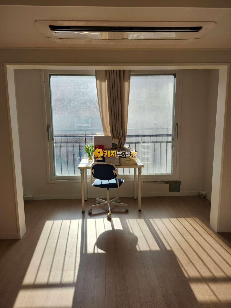 경기 용인기흥구 영덕동 캐치 l 구옥 l 35985 l 더헤이븐 타운하우스 l 쓰리룸 매매 매물번호 31500 사진 1