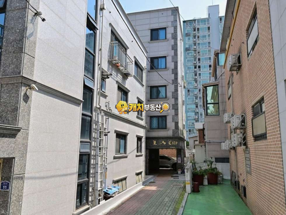 서울 관악구 신림동 캐치 l 구옥 l 32631 l 엘씨티빌 3층 l 원룸 매매 매물번호 31738 사진 1