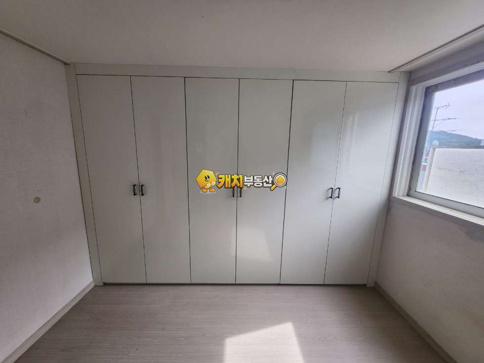 서울 서대문구 홍은동 캐치 l 구옥 l 30698 l 골드캐슬 4층 l 쓰리룸 l 갭투자 매매 매물번호 31750 사진 4