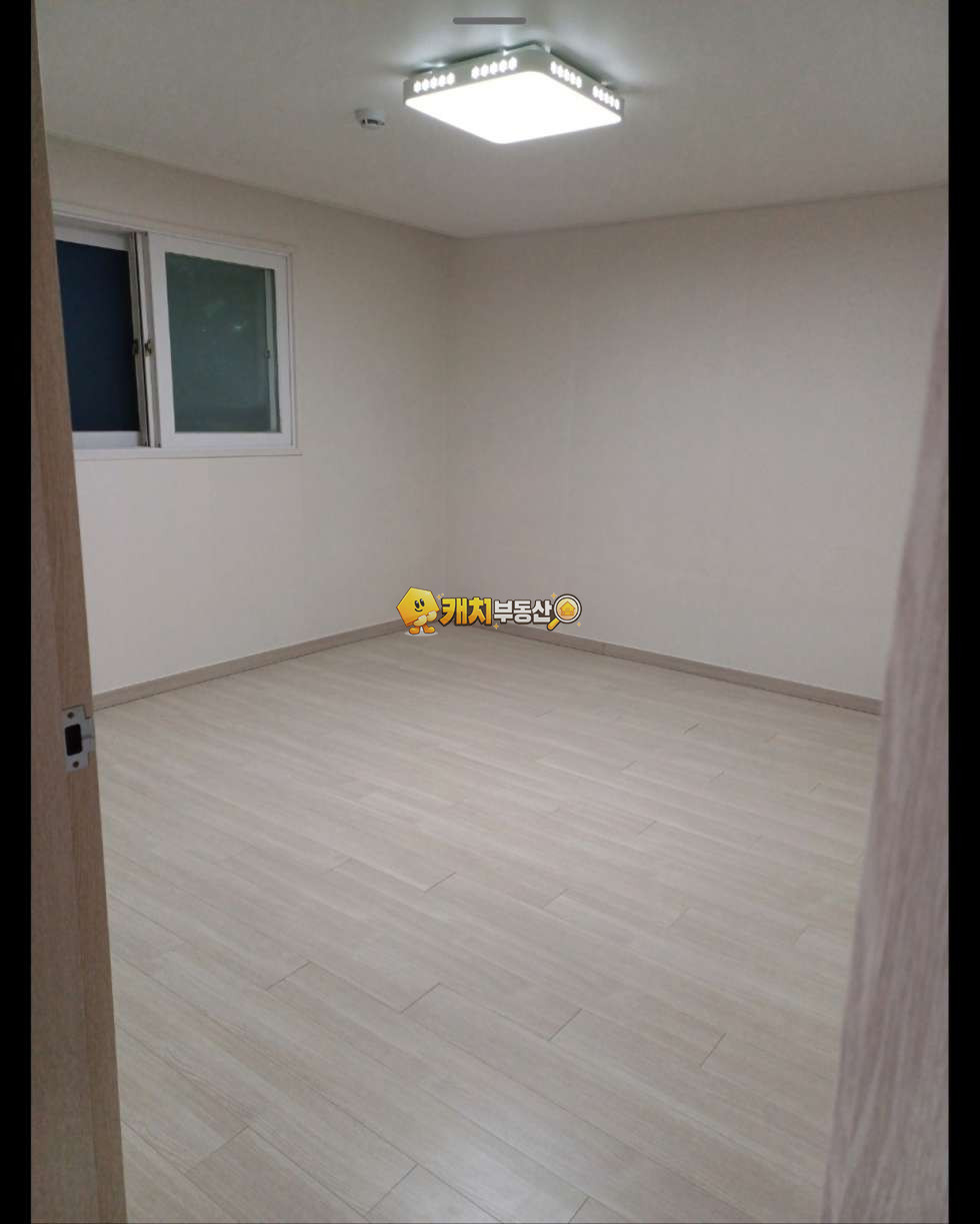 경기 파주시 문산읍 선유리 캐치 l 구옥 l 34728 l 정원팰리스 l 쓰리룸 매매 매물번호 31774 사진 3