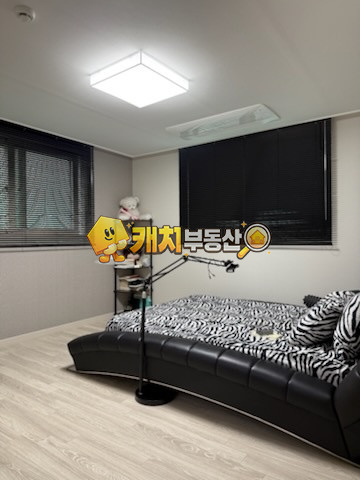 경기 고양일산서구 덕이동 캐치 l 준신축 l 31227 l 체리쉬 2층 l 쓰리룸 매매 매물번호 31776 사진 2
