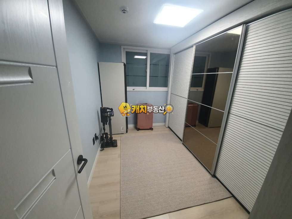 경기 평택시 지산동 캐치 l 준신축 l 18285 l 에스클래스 2층 l 쓰리룸 매매 매물번호 31785 사진 9