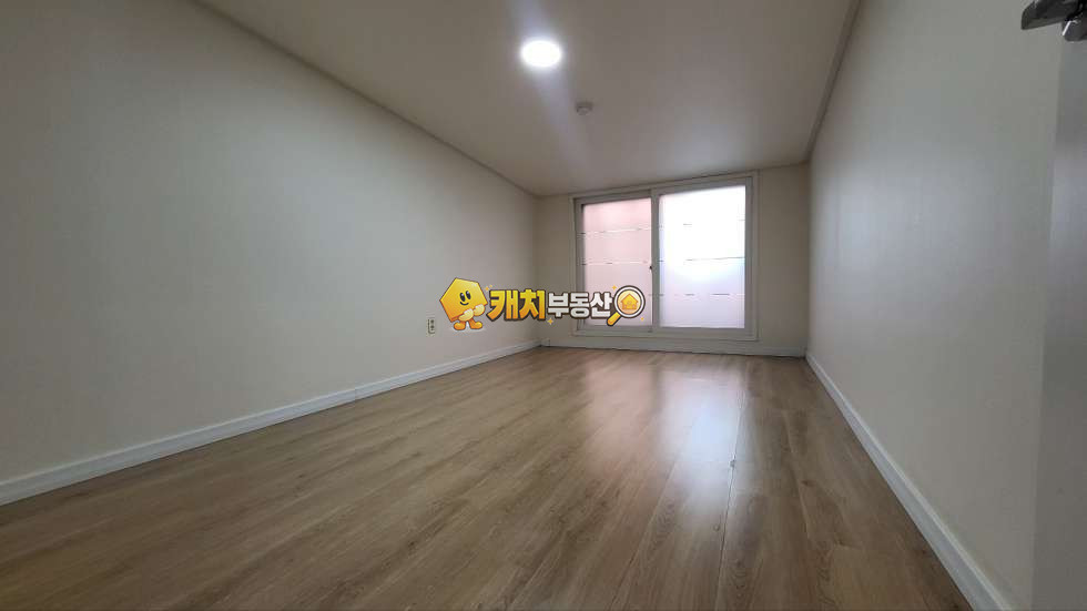 경기 포천시 소흘읍 송우리 캐치 l 준신축 l 25780 l 베르체 4층 l 오룸 복층테라스 매매 매물번호 31809 사진 6