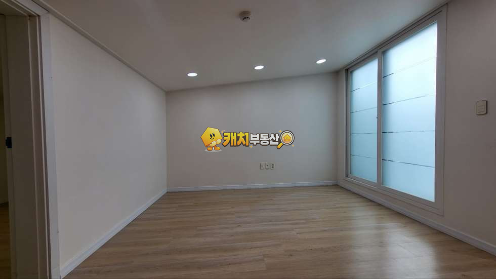 경기 포천시 소흘읍 송우리 캐치 l 준신축 l 25780 l 베르체 4층 l 오룸 복층테라스 매매 매물번호 31809 사진 11