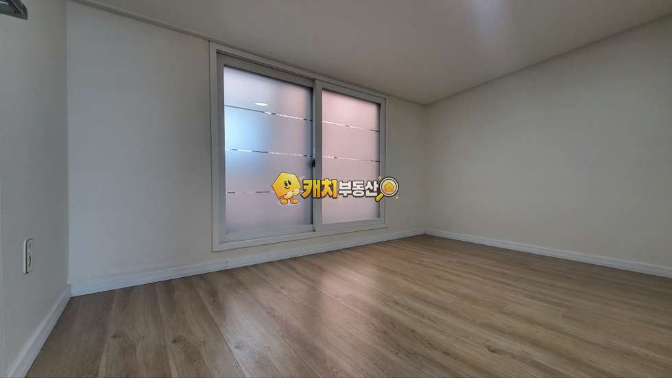 경기 포천시 소흘읍 송우리 캐치 l 준신축 l 25780 l 베르체 4층 l 오룸 복층테라스 매매 매물번호 31809 사진 15