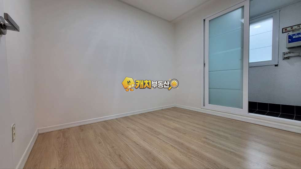 경기 포천시 소흘읍 송우리 캐치 l 준신축 l 25780 l 베르체 4층 l 오룸 복층테라스 매매 매물번호 31809 사진 19
