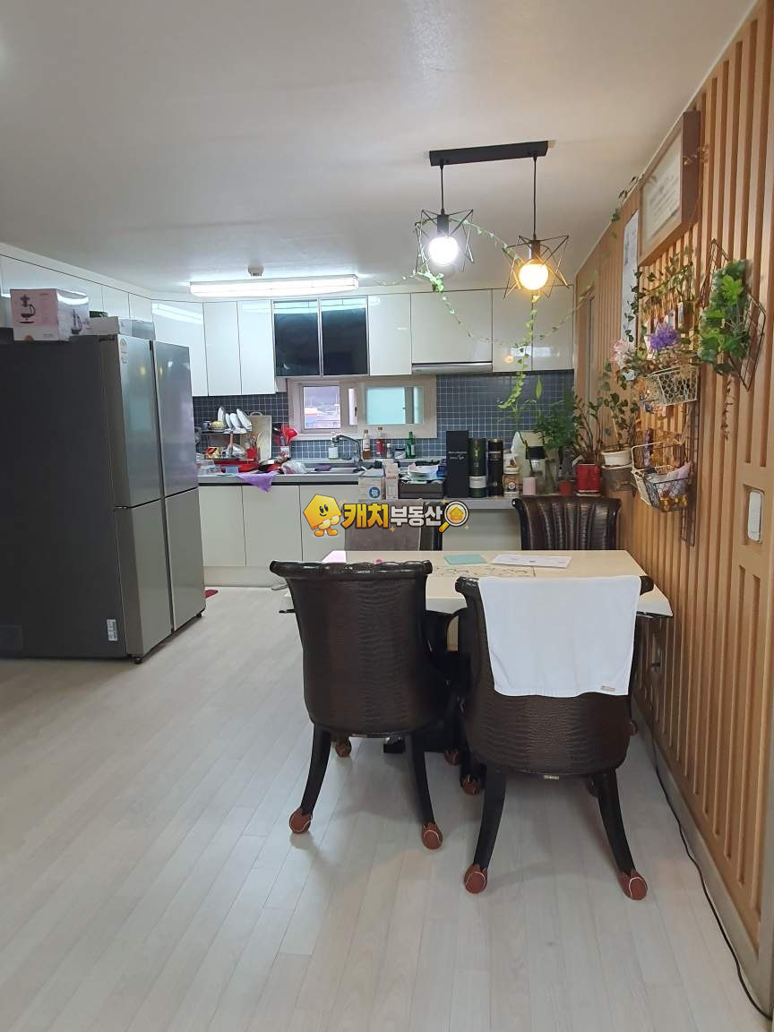 경기 고양덕양구 내유동 캐치 l 준신축 l 31228 l 발렌시아 4층 l 쓰리룸 매매 매물번호 31811 사진 5