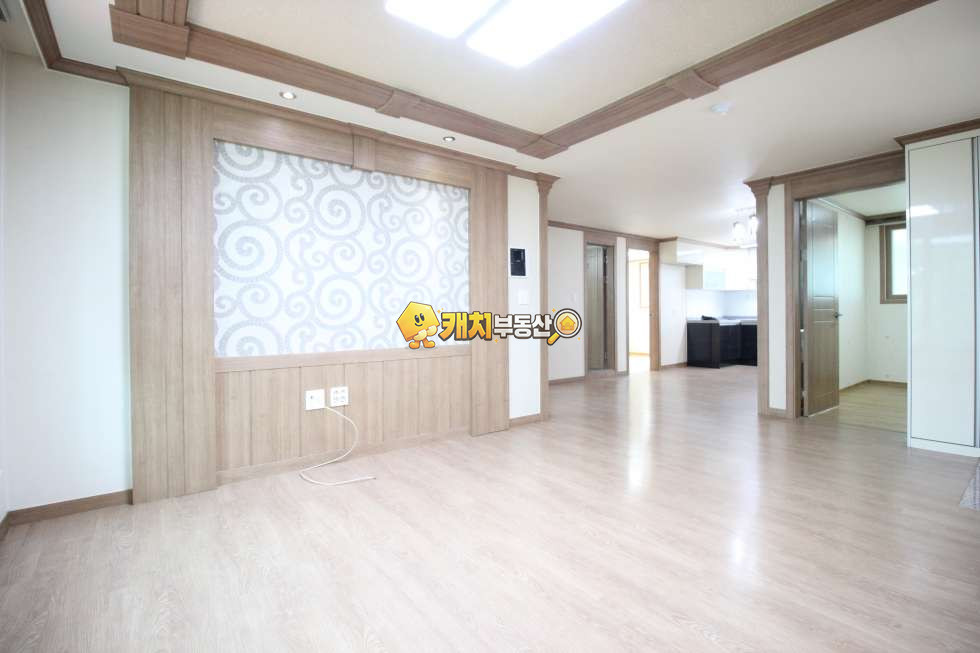 경기 동두천시 보산동 캐치 l 구옥 l 23339 l 진산그린빌 6층 l 쓰리룸 매매 매물번호 31638 사진 4