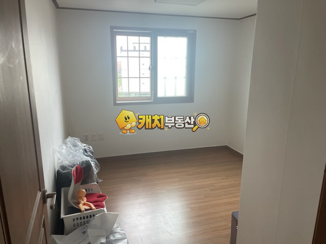 경기 포천시 선단동 캐치 l 구옥 l 28044 l 형우럭스빌 4층 l 투룸 매매 매물번호 31847 사진 2