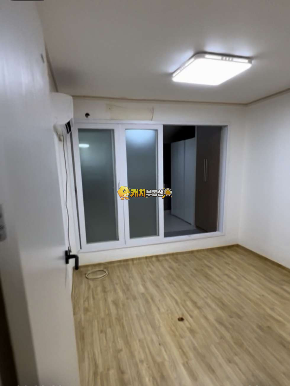서울 강서구 화곡동 캐치 l 구옥 l 26331 l 거성빌라 지층 l 쓰리룸 l 갭투자 매매 매물번호 31854 사진 1