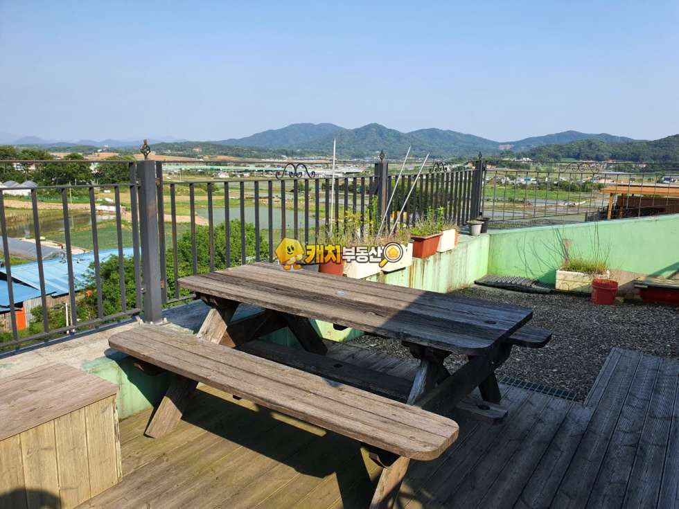 경기 안성시 죽산면 죽산리 캐치 l 구옥 l 36218 l 프로방스 3층 l 쓰리룸 복층테라스 매매 매물번호 31879 사진 7