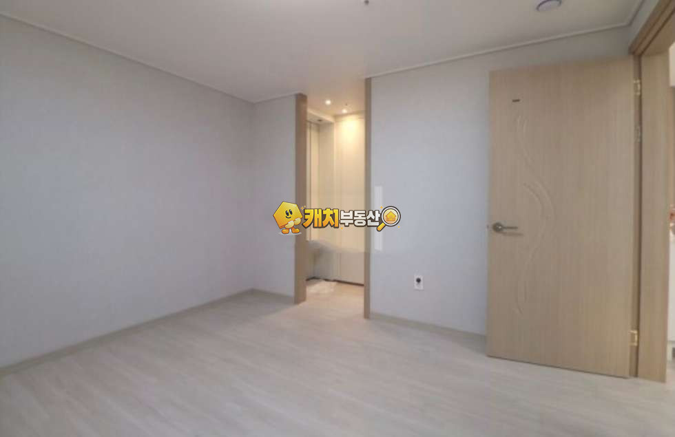 경기 안양동안구 관양동 캐치 l 구옥 l 21704 l 개성하이빌 2차 l 쓰리룸 l 갭투자 매매 매물번호 31651 사진 4