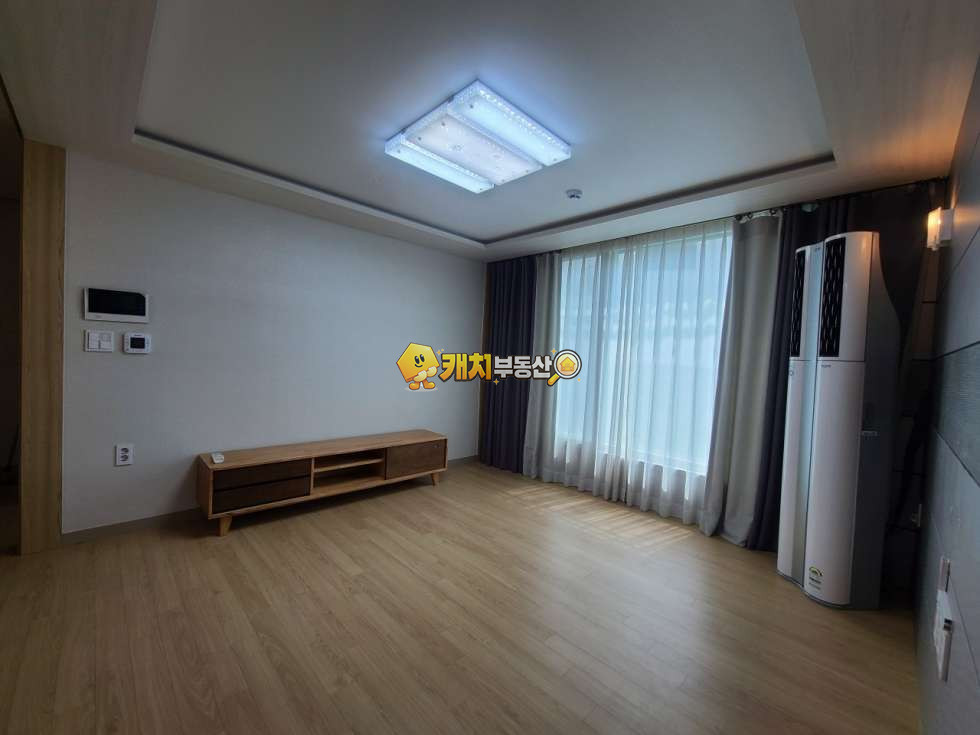 경기 파주시 금촌동 캐치 l 준신축 l 27090 l 명남더블레스 3층 l 쓰리룸 매매 매물번호 31924 사진 2
