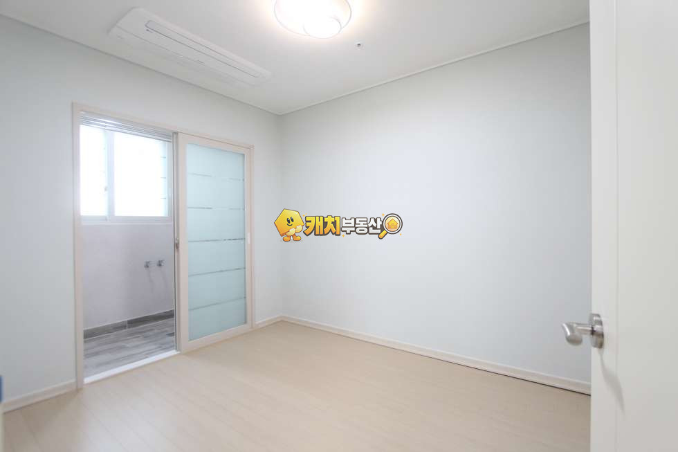 경기 군포시 도마교동 캐치 l 신축 l 23128 l 썬팰리스 l 쓰리룸 l 주거용오피스텔 분양 매물번호 31947 사진 14
