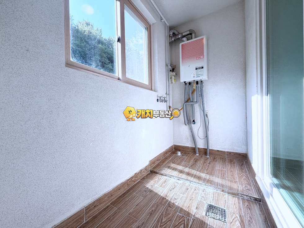 경기 고양덕양구 고양동 캐치 l 구옥 l 35788 l 세종명가 3층 l 쓰리룸 매매 매물번호 31144 사진 4