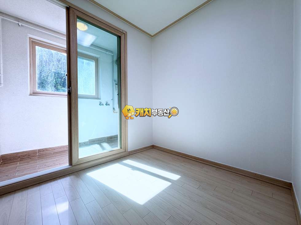 경기 고양덕양구 고양동 캐치 l 구옥 l 35788 l 세종명가 3층 l 쓰리룸 매매 매물번호 31144 사진 12