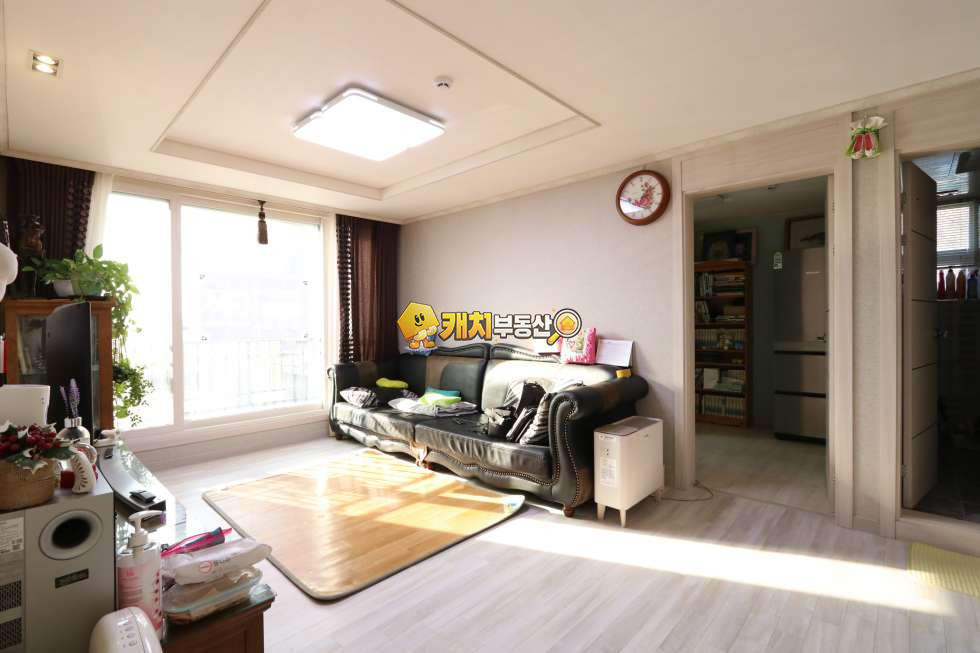 충남 천안서북구 부대동 캐치 l 준신축 l 16270 l 자우림타운빌 3층 l 쓰리룸 매매 매물번호 31712 사진 2
