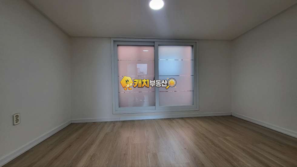 경기 포천시 소흘읍 송우리 캐치 l 준신축 l 26504 l 베르체 4층 l 오룸 복층테라스 매매 매물번호 31988 사진 15