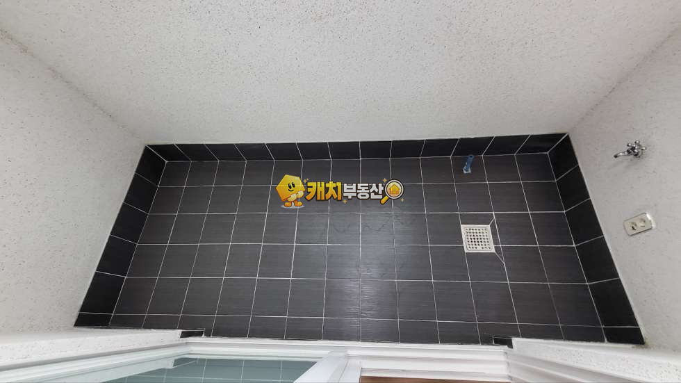 경기 포천시 소흘읍 송우리 캐치 l 준신축 l 26504 l 베르체 4층 l 오룸 복층테라스 매매 매물번호 31988 사진 20