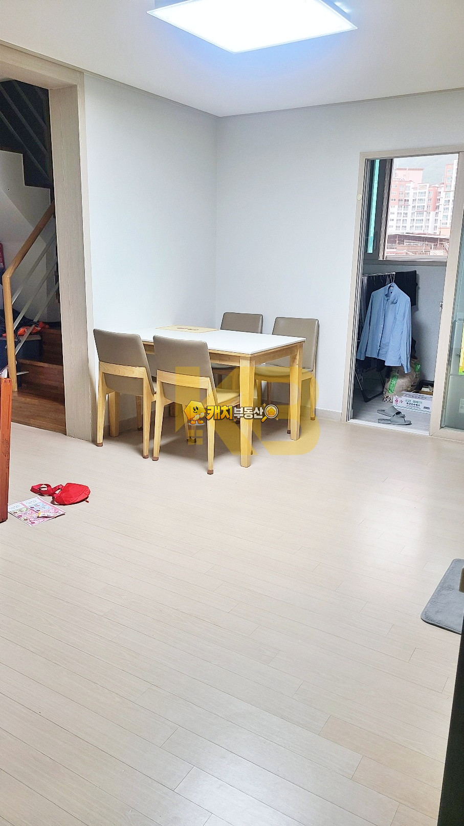 경기 남양주시 화도읍 마석우리 캐치 l 준신축 l 23590 l 지산타운힐 5층 l 쓰리룸 복층테라스 매매 매물번호 31777 사진 7