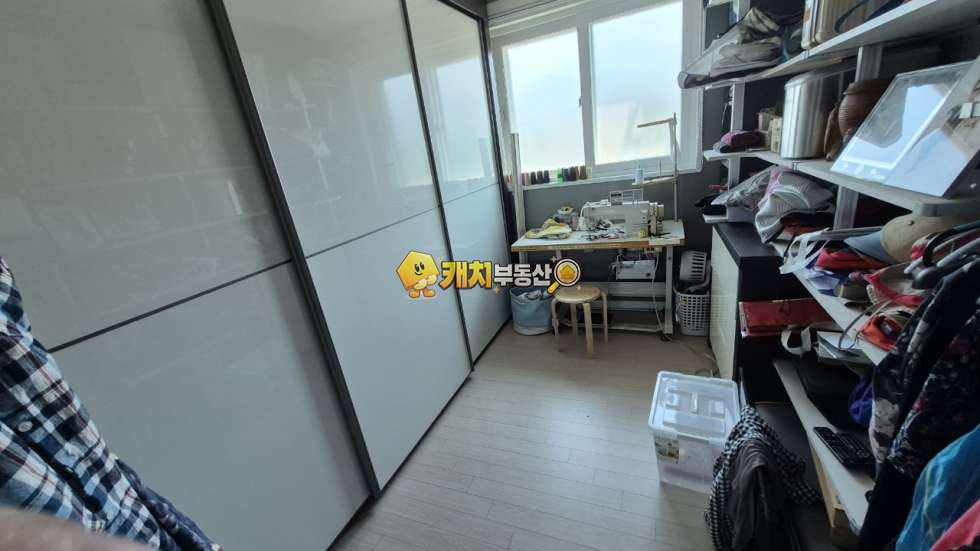 경기 남양주시 화도읍 구암리 캐치 l 준신축 l 31490 l 휘계타운하우스 3층 l 투룸 테라스 매매 매물번호 32013 사진 5