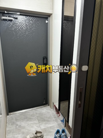 경기 수원장안구 조원동 캐치 l 준신축 l 31930 l 뜨레모아 4층 l 쓰리룸 매매 매물번호 32025 사진 9