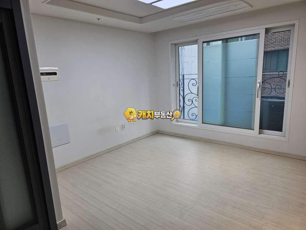 경기 용인기흥구 마북동 캐치 l 준신축 l 34300 l 이룸그랑쥬테 3층 l 투룸 매매 매물번호 32065 사진 1