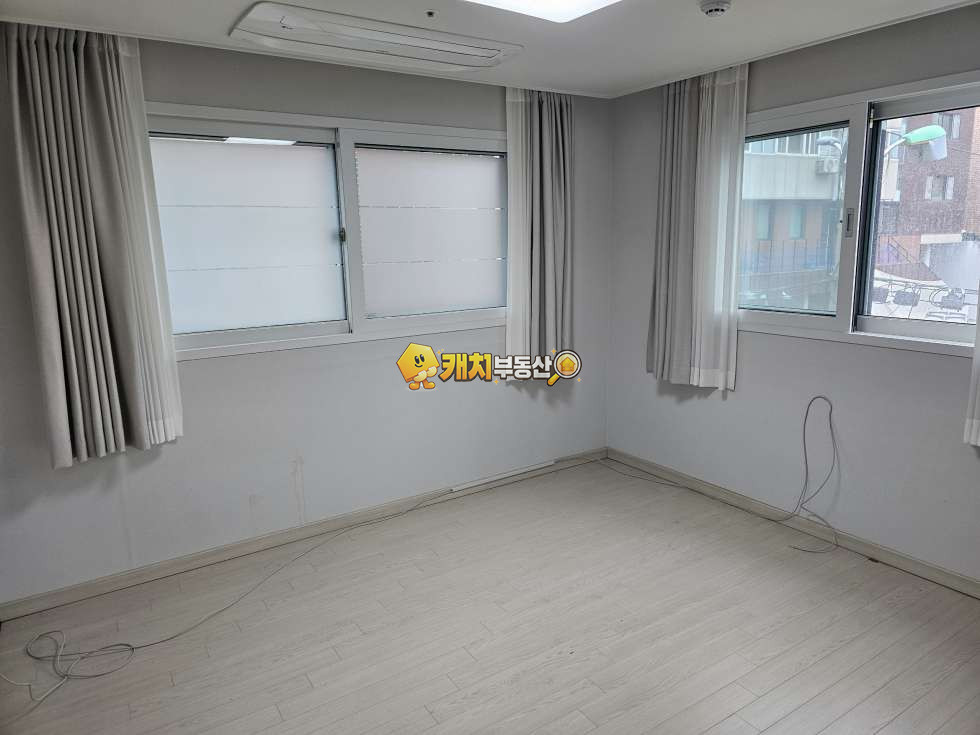 경기 용인기흥구 마북동 캐치 l 준신축 l 34300 l 이룸그랑쥬테 3층 l 투룸 매매 매물번호 32065 사진 4