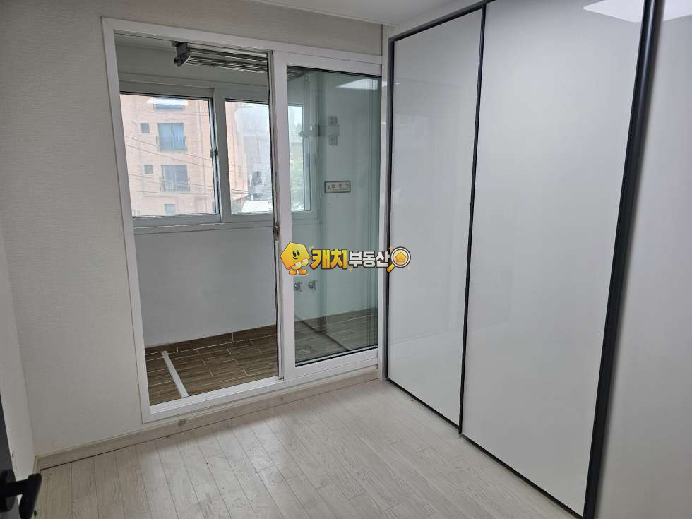 경기 용인기흥구 마북동 캐치 l 준신축 l 34300 l 이룸그랑쥬테 3층 l 투룸 매매 매물번호 32065 사진 5