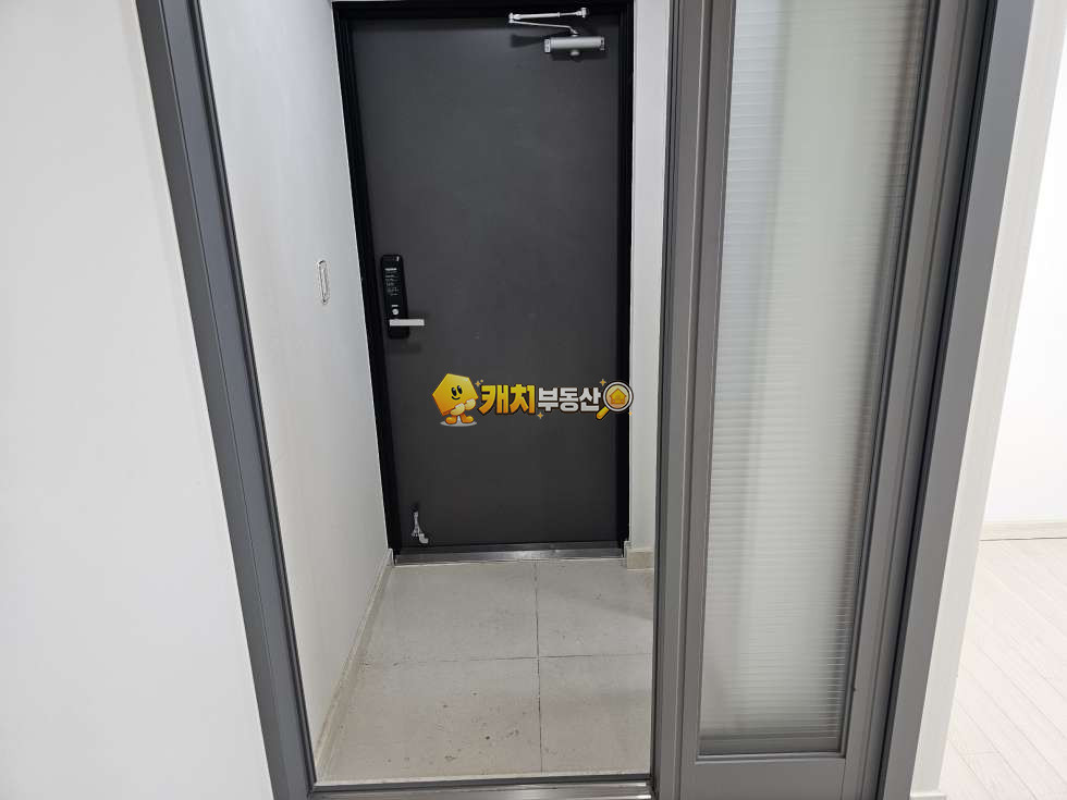 경기 용인기흥구 마북동 캐치 l 준신축 l 34300 l 이룸그랑쥬테 3층 l 투룸 매매 매물번호 32065 사진 12