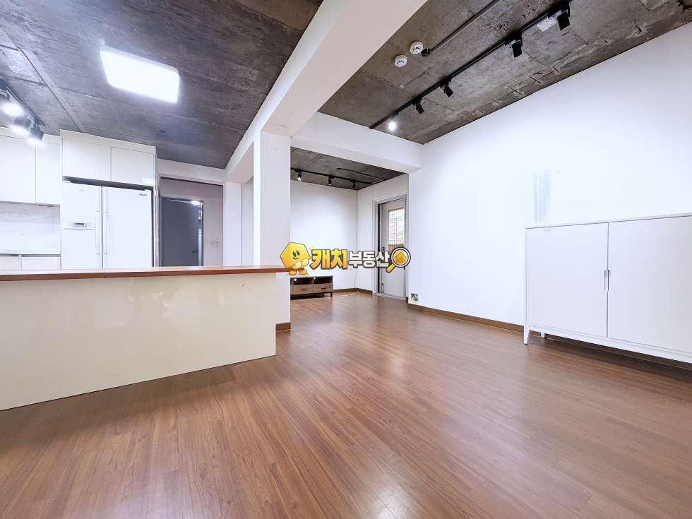 서울 종로구 구기동 캐치 l 구옥 l 35997 l 힐탑빌라 지층 l투룸 매매 매물번호 31457 사진 3