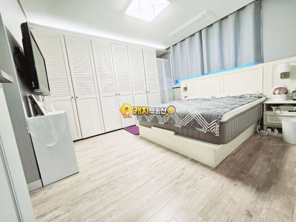 경기 남양주시 화도읍 가곡리 캐치 l 준신축 l 31489 l 웨이크힐즈타운하우스 1층 l 쓰리룸 테라스 매매 매물번호 32107 사진 4