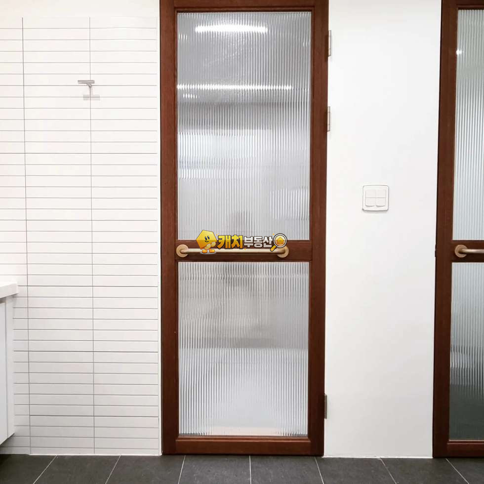 경기 용인처인구 포곡읍 금어리 캐치 l 구옥 l 27702 l 금어리 전원주택 l 잔디마당 테라스 매매 매물번호 32135 사진 5
