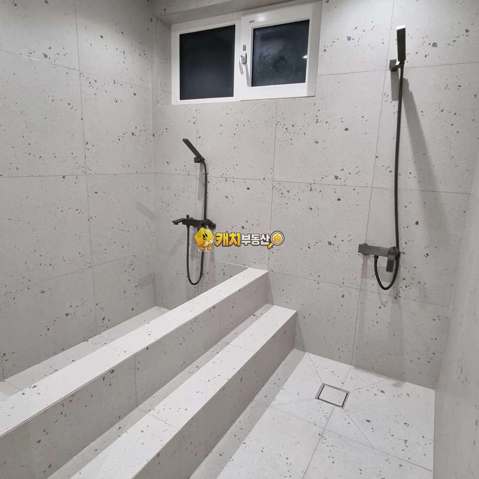 경기 용인처인구 포곡읍 금어리 캐치 l 구옥 l 27702 l 금어리 전원주택 l 잔디마당 테라스 매매 매물번호 32135 사진 14