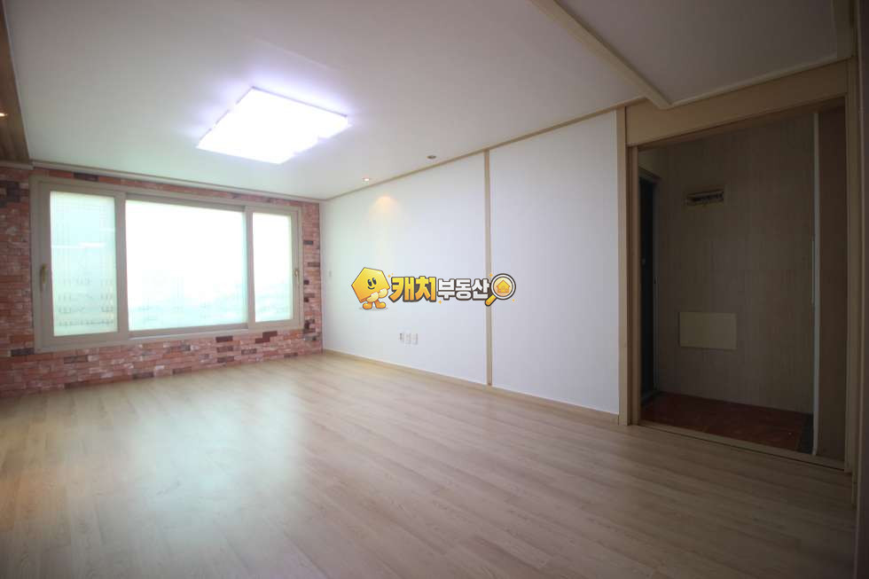 경기 김포시 통진읍 도사리 캐치 l 구옥 l 20376 l 현대파크 2층 l 쓰리룸 l 갭투자 매매 매물번호 32149 사진 2