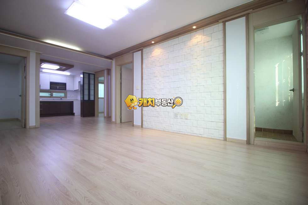 경기 김포시 통진읍 도사리 캐치 l 구옥 l 20376 l 현대파크 2층 l 쓰리룸 l 갭투자 매매 매물번호 32149 사진 6