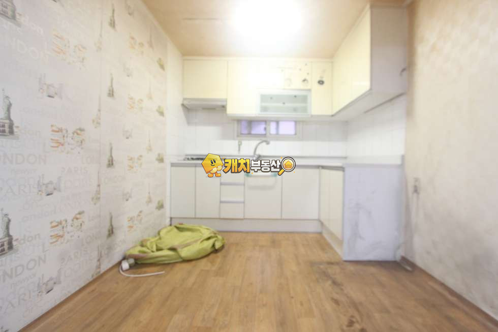 인천 미추홀구 용현동 캐치 l 구옥 l 29643 l 서흥주택 2층 l 쓰리룸 매매 매물번호 32207 사진 7