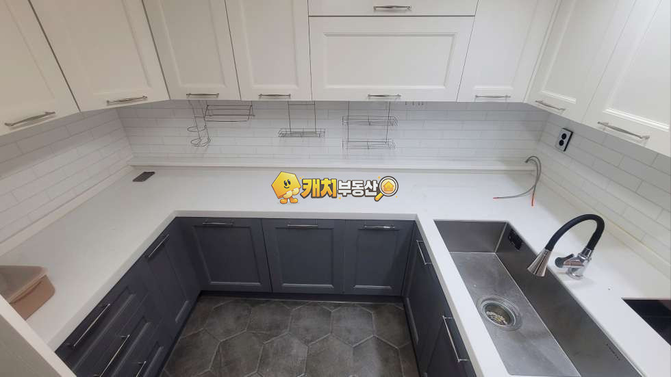 경기 구리시 아천동 캐치 l 구옥 l 26011 l ER빌 l 쓰리룸 매매 매물번호 32282 사진 18