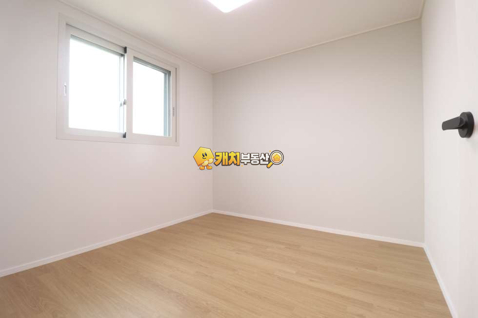 경기 화성만세구 팔탄면 구장리 캐치 l 신축 l 26636 l 양지 l 쓰리룸 테라스 분양 매물번호 32314 사진 9