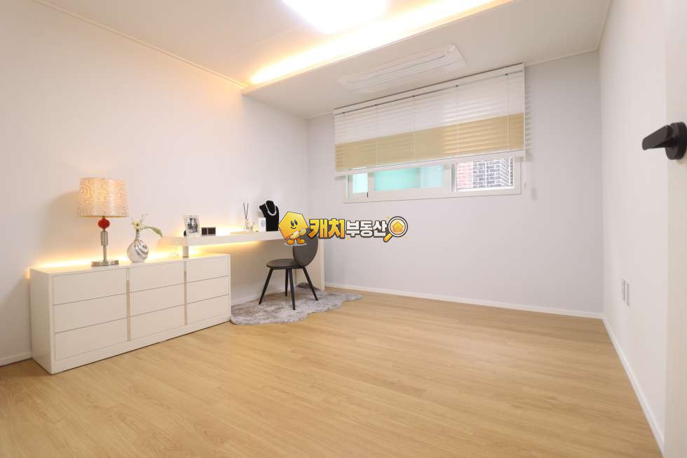 경기 화성만세구 팔탄면 구장리 캐치 l 신축 l 26635 l 아르떼 l 쓰리룸 매매 매물번호 30914 사진 2