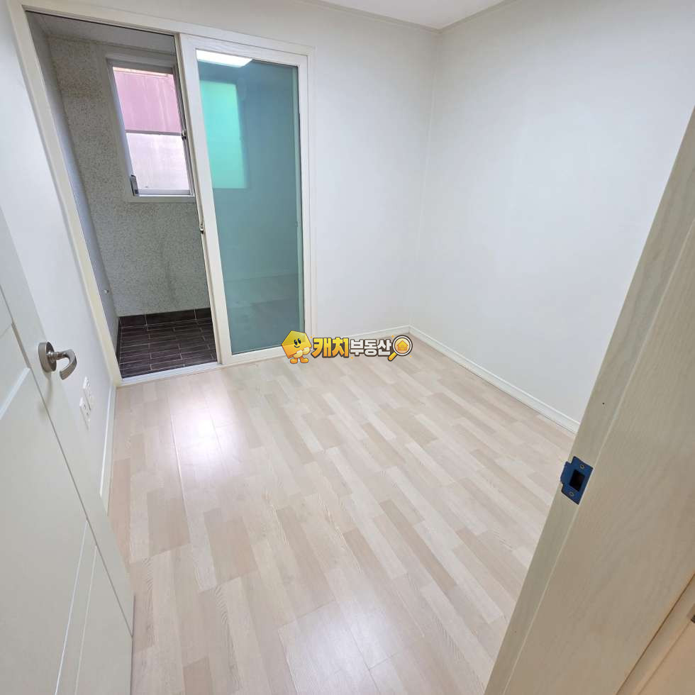 인천 미추홀구 숭의동 캐치 l 구옥 l 36422 l 성우아트빌 3층 l 쓰리룸 매매 매물번호 32259 사진 3