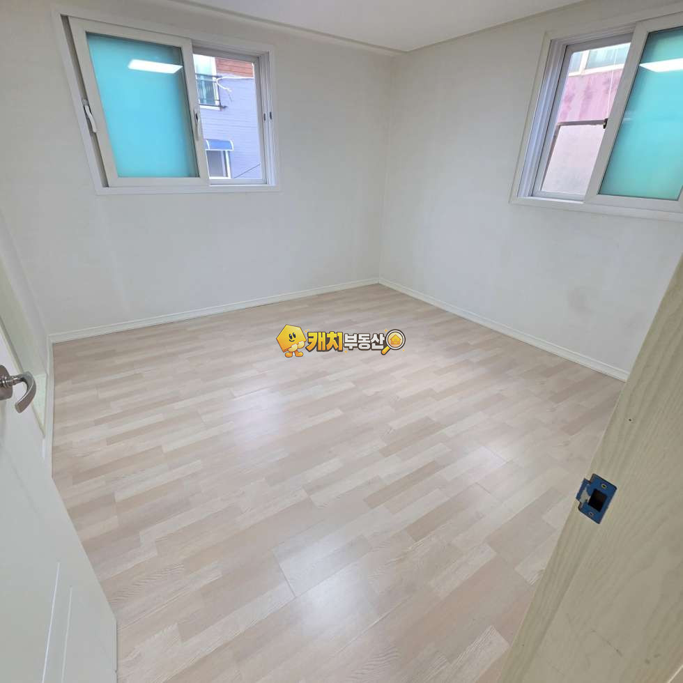 인천 미추홀구 숭의동 캐치 l 구옥 l 36422 l 성우아트빌 3층 l 쓰리룸 매매 매물번호 32259 사진 5