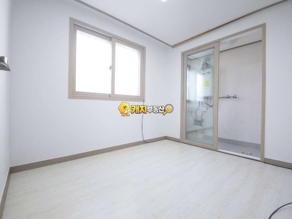인천 미추홀구 주안동 캐치 l 구옥 l 35774 l 로얄에코빌 l 쓰리룸 l 준신축 매매 매물번호 31138 사진 6
