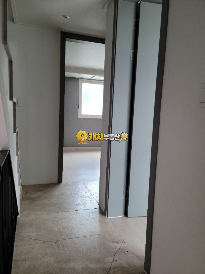 경기 용인처인구 모현읍 능원리 캐치 l 구옥 l 31177 l 퀸즈하임 l 복층 테라스 매매 매물번호 32426 사진 13